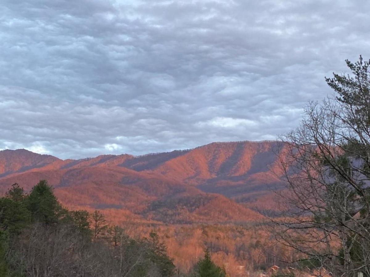Hawks View Gatlinburg Mountain Cabin Екстериор снимка
