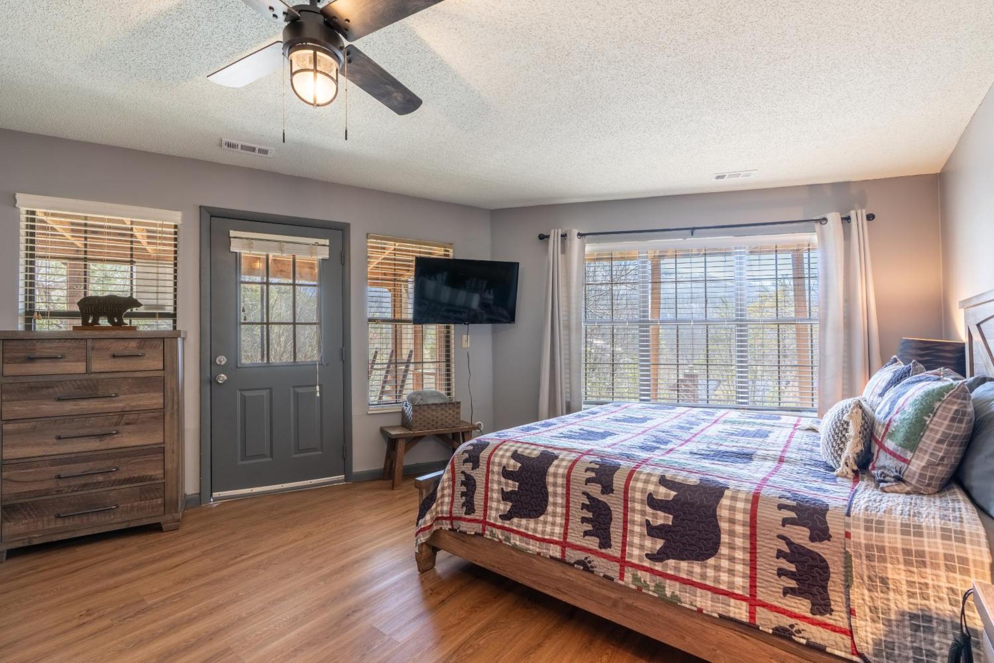 Hawks View Gatlinburg Mountain Cabin Екстериор снимка